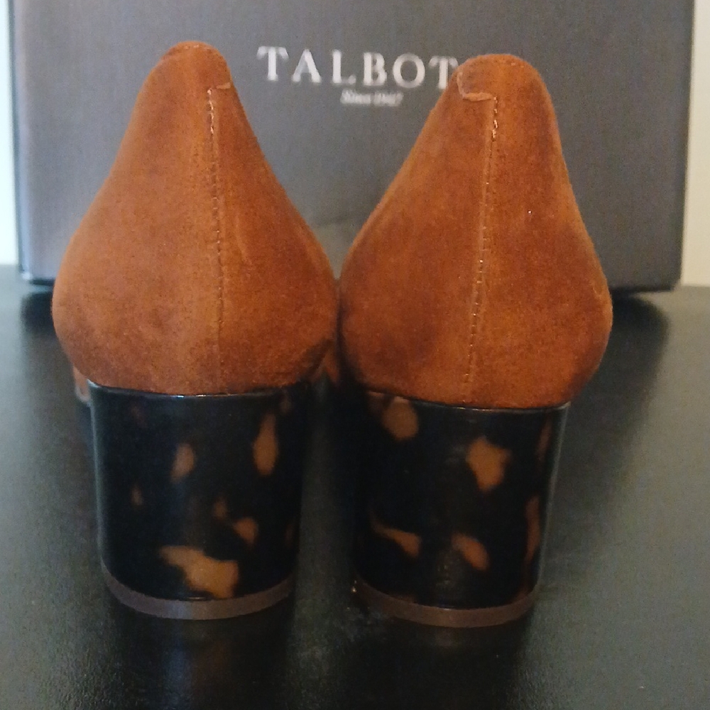 Talbots Women's Tan Suede Heels - Picture 3 of 6